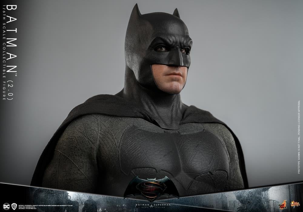 Batman v Superman: Dawn of Justice MMS732 Batman (Ver.2) Deluxe 1/6th Scale Collectible Figure Gallery Image 16