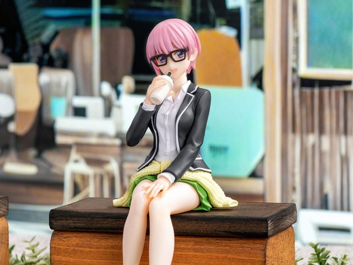 The Quintessential Quintuplets Ichika Nakano (Glasses Ver.) Premium Perching Figure Gallery Image 1
