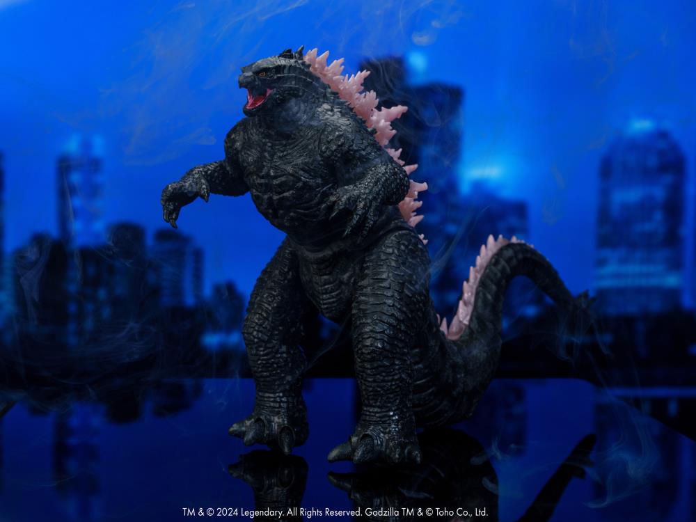 Godzilla x Kong: The New Empire Heat-Ray Breath Godzilla R/C Action Figure Gallery Image 6