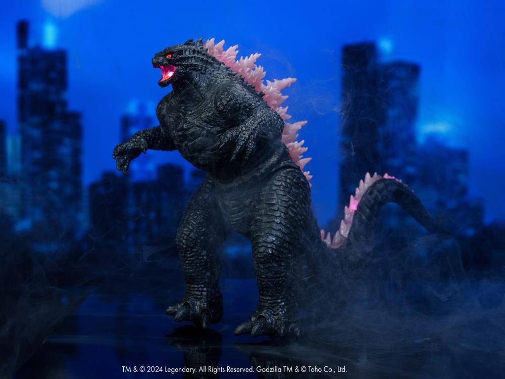 Godzilla x Kong: The New Empire Heat-Ray Breath Godzilla R/C Action Figure Gallery Image 5