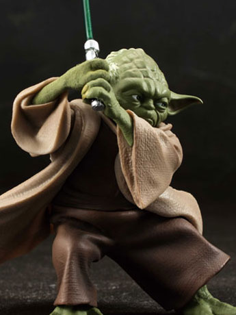Star Wars 1/10 Scale Premium Figure Collection - Yoda Gallery Image 2