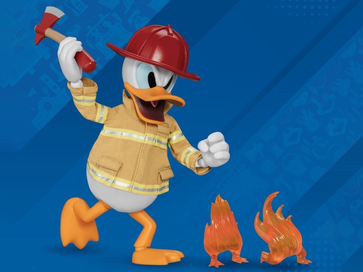 Mickey and Friends Dynamic 8ction Heroes DAH-104 Donald Duck (Fireman) Gallery Image 1