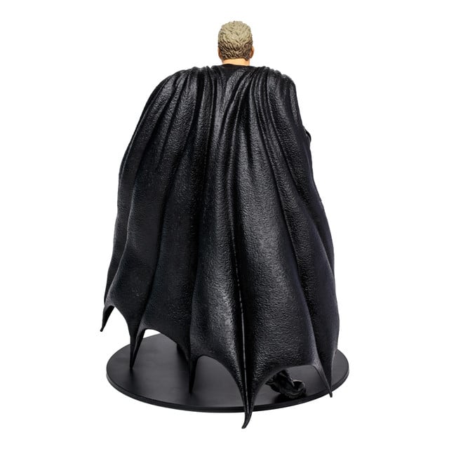 The Flash (2023) DC Multiverse Gold Label Batman Exclusive Statue Gallery Image 6
