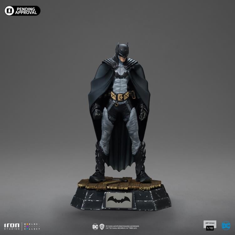 DC Comics Batman (Rafael Grampa) 1/10 Art Scale Limited Edition Statue Gallery Image 3
