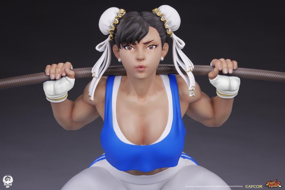 Street Fighter Premier Series Chun-Li (Powerlifting Classic Ver.) 1/4 Scale Statue Gallery Image 11