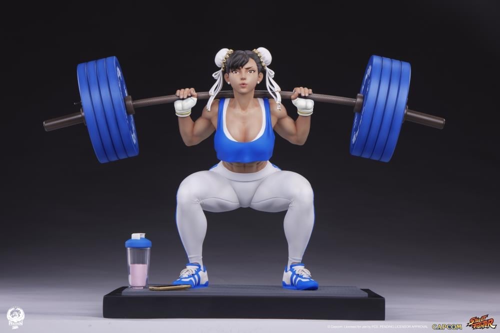 Street Fighter Premier Series Chun-Li (Powerlifting Classic Ver.) 1/4 Scale Statue Gallery Image 4