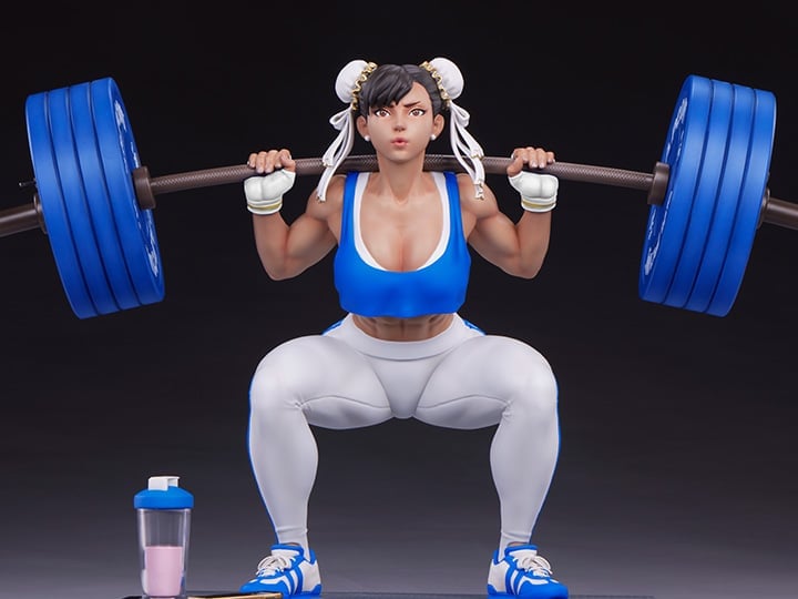 Street Fighter Premier Series Chun-Li (Powerlifting Classic Ver.) 1/4 Scale Statue Gallery Image 1