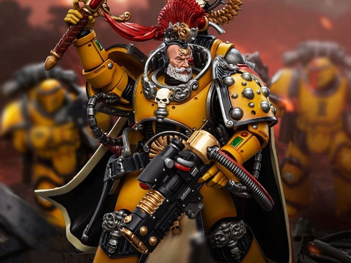Warhammer: The Horus Heresy Imperial Fists Legion Praetor with Power Sword 1/18 Scale Action Figure Gallery Image 1