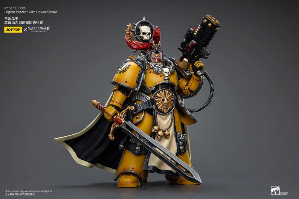 Warhammer: The Horus Heresy Imperial Fists Legion Praetor with Power Sword 1/18 Scale Action Figure Gallery Image 7