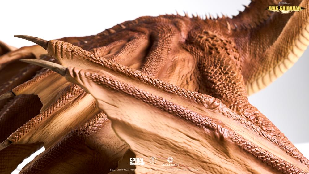 Godzilla: King of the Monsters Titans of the Monsterverse King Ghidorah Statue Gallery Image 17
