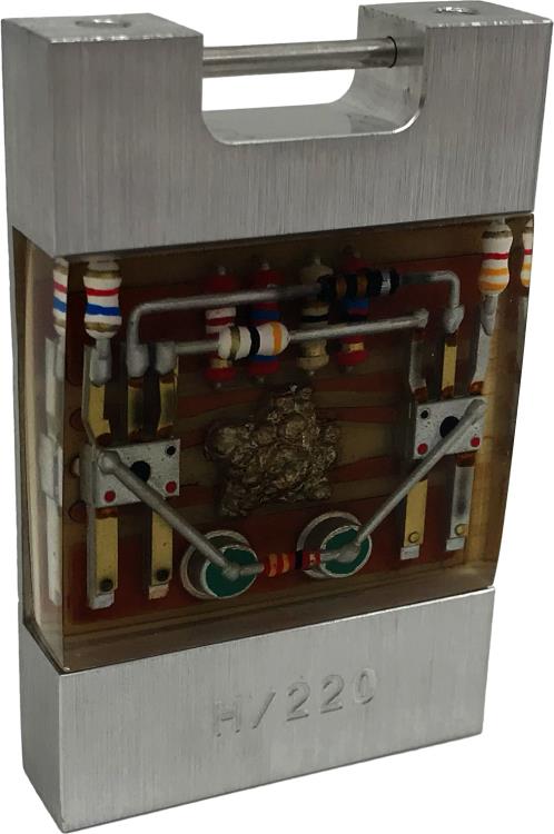 James Bond The Man with the Golden Gun Solex Agitator Limited Edition Prop Replica Gallery Image 16