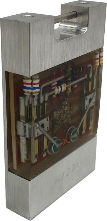 James Bond The Man with the Golden Gun Solex Agitator Limited Edition Prop Replica Gallery Image 17