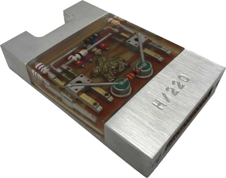 James Bond The Man with the Golden Gun Solex Agitator Limited Edition Prop Replica Gallery Image 21