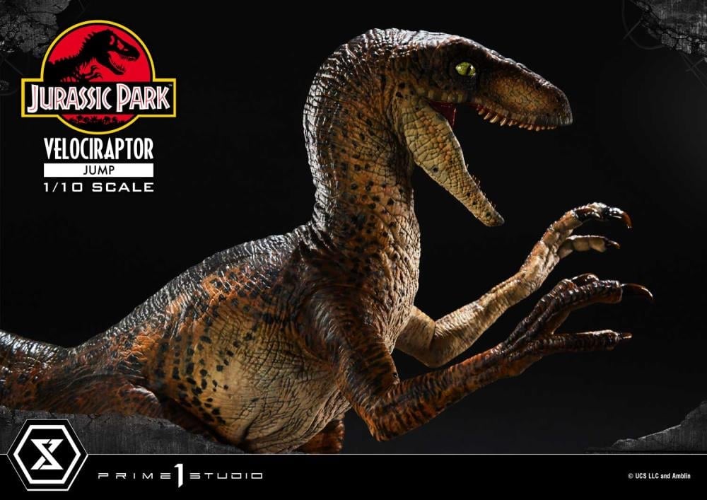 Jurassic Park Prime Collectible Figures Velociraptor (Jumping) 1/10 Scale Statue Gallery Image 3