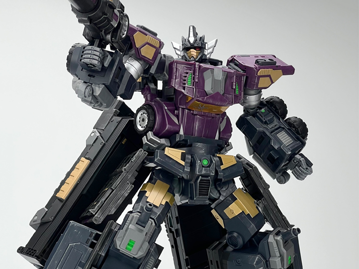 Master Builder MB-15C Limited Edition Purple Naval Commander Gallery Image 1