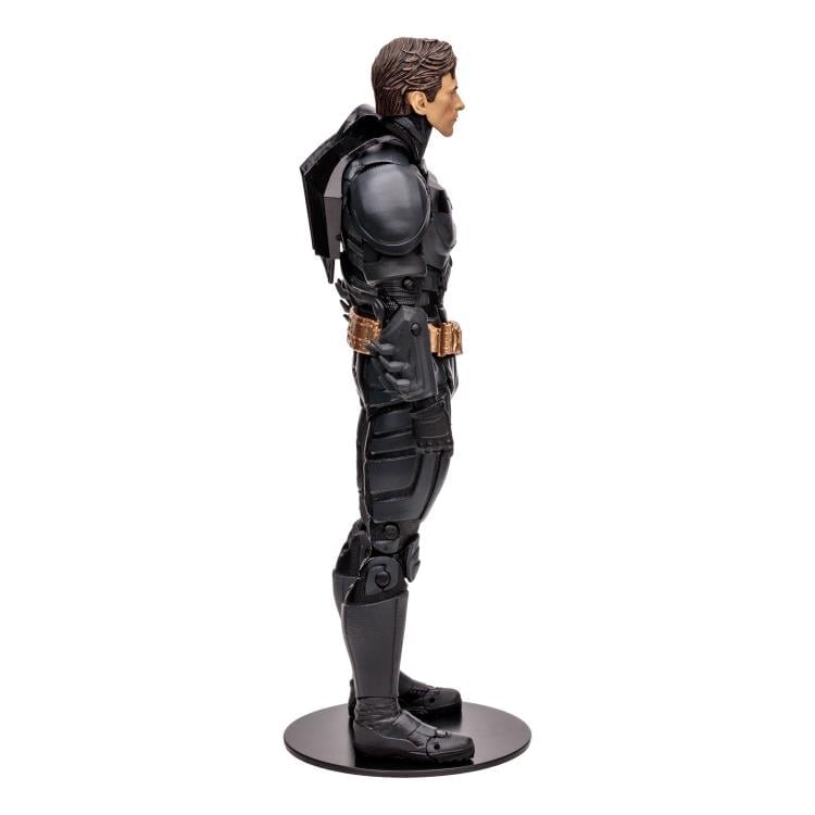The Dark Knight DC Multiverse Batman (Sky Dive) Action Figure Gallery Image 6
