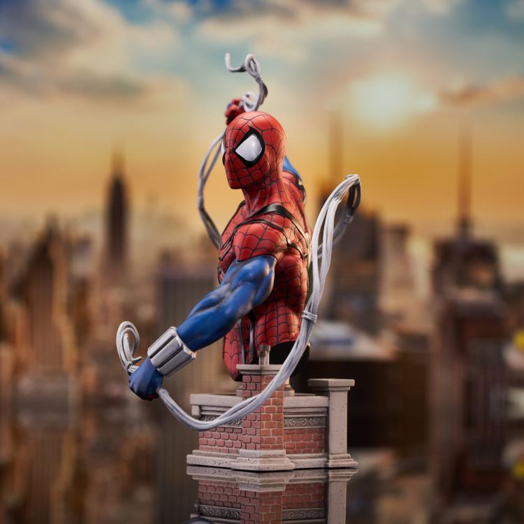 Marvel Spider-Man Ben Reilly 1/7 Scale Limited Edition Mini Bust Gallery Image 5