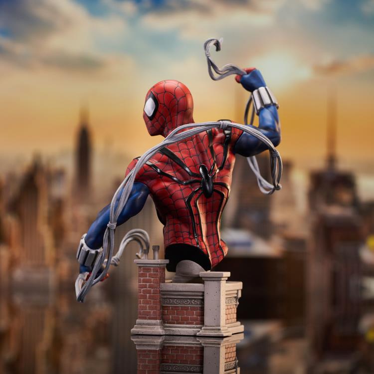 Marvel Spider-Man Ben Reilly 1/7 Scale Limited Edition Mini Bust Gallery Image 6
