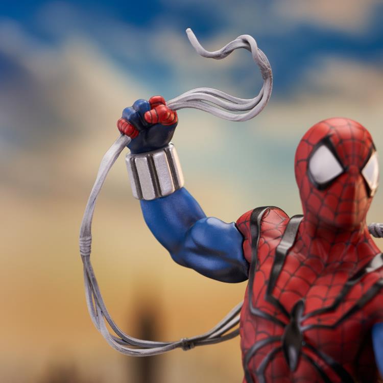 Marvel Spider-Man Ben Reilly 1/7 Scale Limited Edition Mini Bust Gallery Image 10