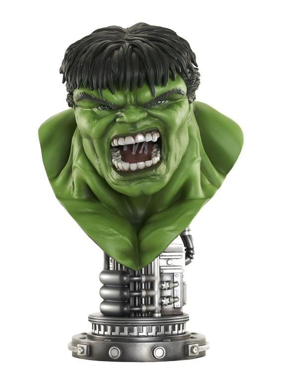 Marvel Legends in 3D Hulk 1/2 Scale Limited Edition Bust Gallery Image 12