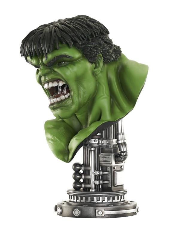 Marvel Legends in 3D Hulk 1/2 Scale Limited Edition Bust Gallery Image 13