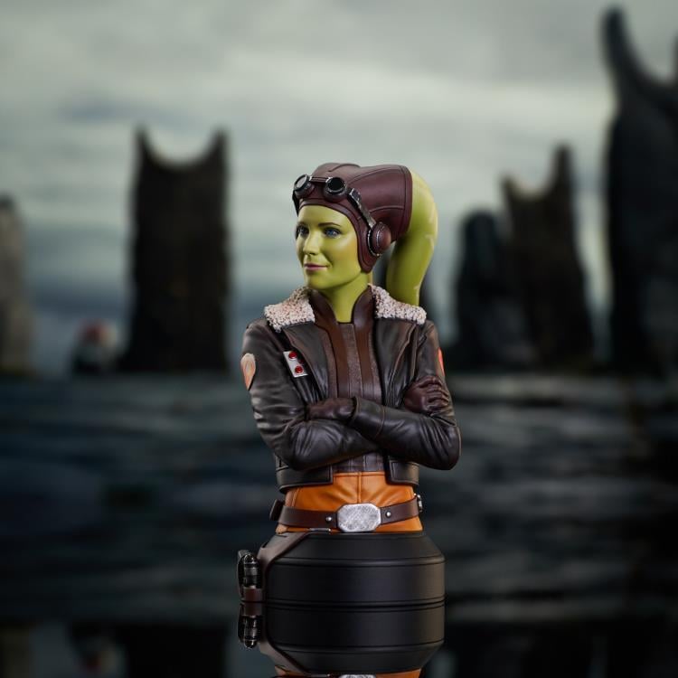Star Wars: Ahsoka Hera Syndulla 1/6 Scale Limited Edition Bust Gallery Image 4