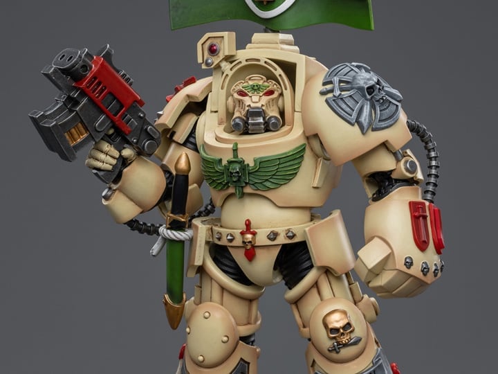Warhammer 40k Dark Angels Deathwing Ancient with Company Banner 1/18 Scale Action Figure Gallery Image 1