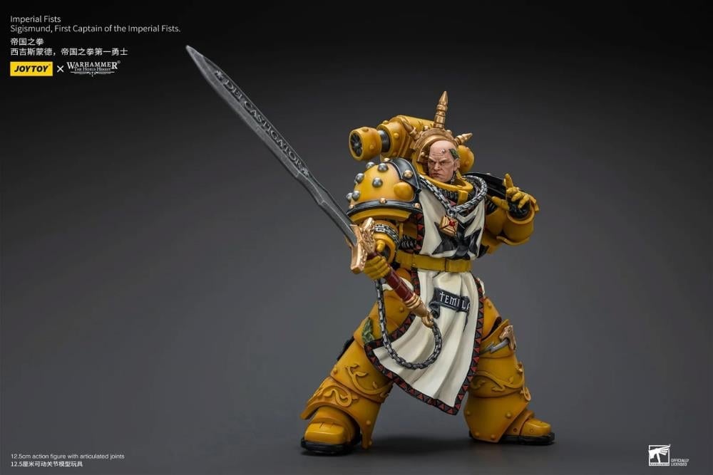 Warhammer: The Horus Heresy Imperial Fists Sigismund First Captain of the Imperial Fists 1/18 Scale Action Figure Gallery Image 10