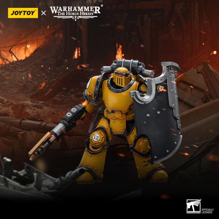Warhammer: The Horus Heresy Imperial Fists Legion MkIII Breacher Squad Legion Breacher with Lascutter 1/18 Scale Action Figure Gallery Image 3