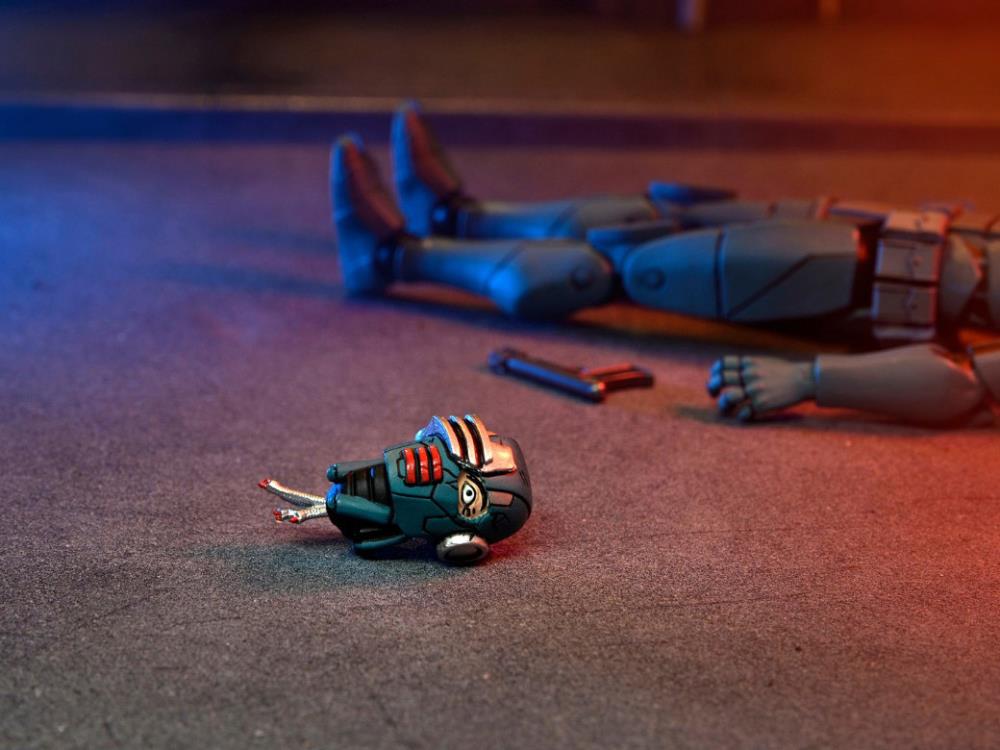 Teenage Mutant Ninja Turtles: The Last Ronin Ultimate Synja Patrol Bot Action Figure Gallery Image 9