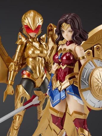 DC Comics DC-01 Wonder Woman (Classic Battle Suit & Golden Eagle Armor) 1/10 Scale Model Kit Gallery Image 2