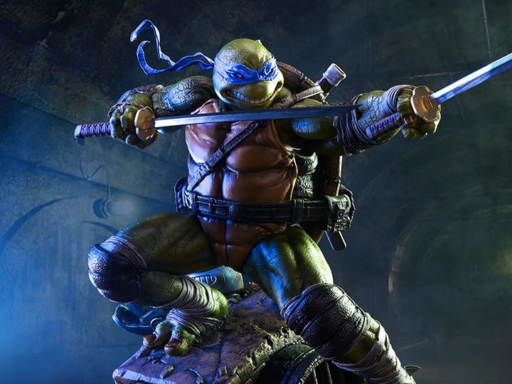 Teenage Mutant Ninja Turtles Leonardo (Deluxe Ver.) 1/3 Scale Limited Edition Statue Gallery Image 1