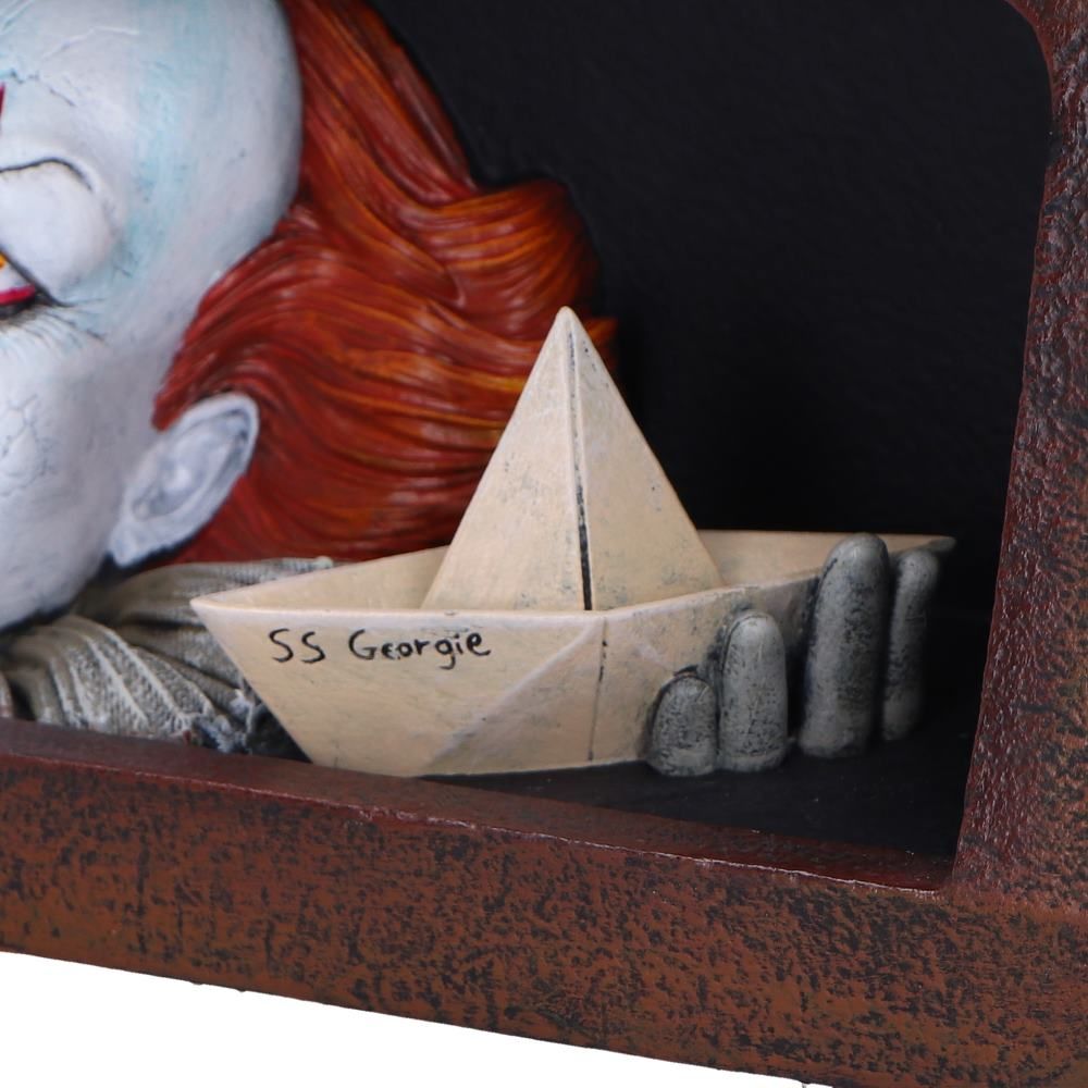 IT (2017) Pennywise Drain Figurine Gallery Image 8
