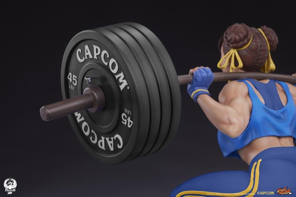 Street Fighter Premier Series Chun-Li (Powerlifting Alpha Ver.) 1/4 Scale Statue Gallery Image 14