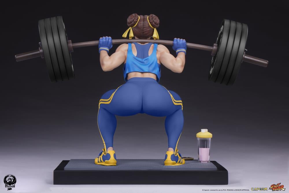 Street Fighter Premier Series Chun-Li (Powerlifting Alpha Ver.) 1/4 Scale Statue Gallery Image 8