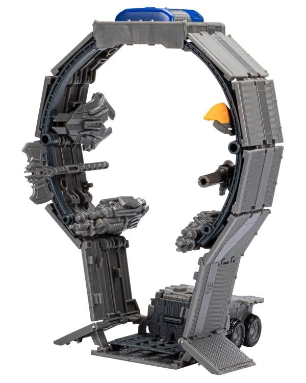 Transformers Buzzworthy Bumblebee Studio Series 44 Optimus Prime Exclusive Gallery Image 5