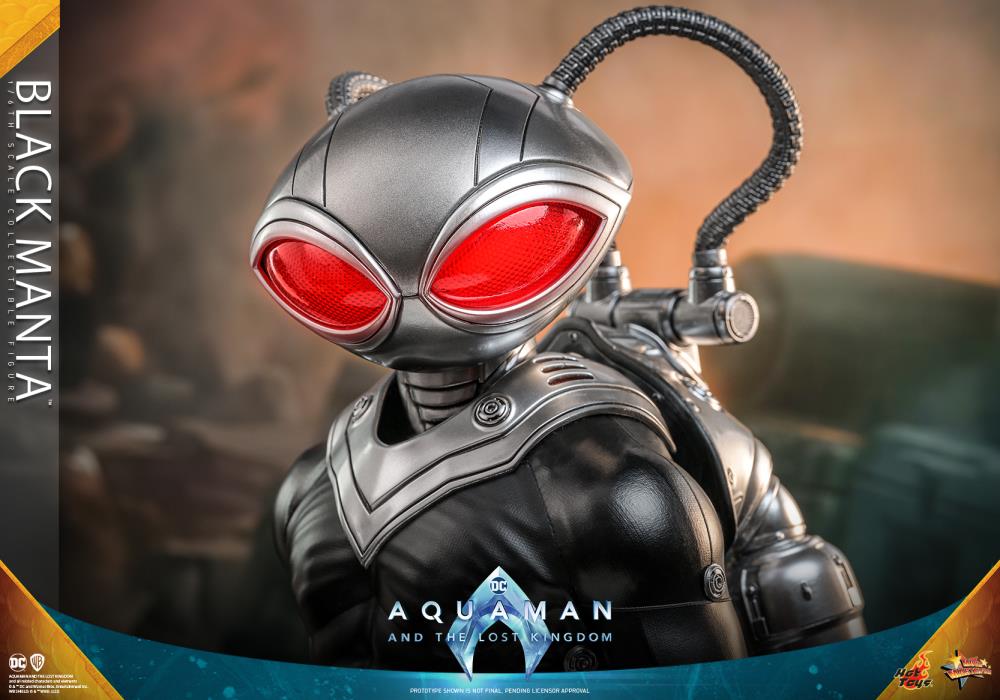 Aquaman and the Lost Kingdom MMS739 Black Manta 1/6th Scale Collectible Figure Gallery Image 11