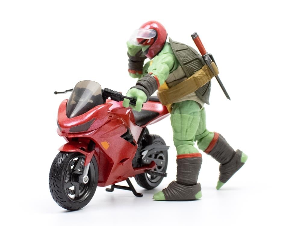 Teenage Mutant Ninja Turtles BST AXN Raphael (IDW) and Sport Bike (Metallic Candy Coat) Set Gallery Image 4