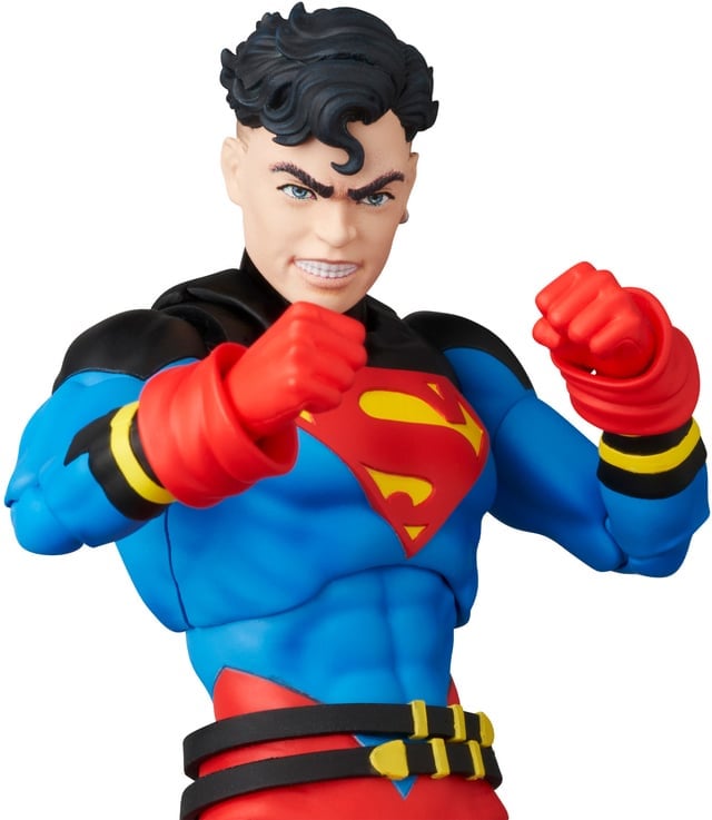 The Return of Superman MAFEX No.232 Superboy Action Figure Gallery Image 8