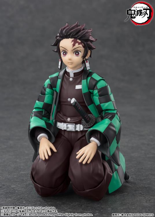 Demon Slayer: Kimetsu no Yaiba S.H.Figuarts Tanjiro Kamado Action Figure Gallery Image 6