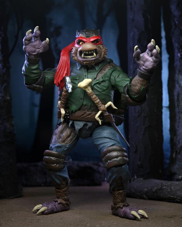 Universal Monsters x Teenage Mutant Ninja Turtles Ultimate Raphael as Wolfman Gallery Image 4