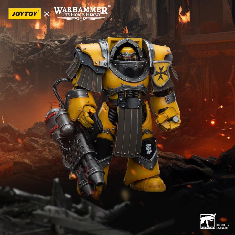 Warhammer: The Horus Heresy Imperial Fists Legion Cataphractii Terminator Squad Legion Cataphractii with Heavy Flamer 1/18 Scale Action Figure Gallery Image 3