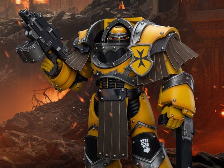 Warhammer: The Horus Heresy Imperial Fists Legion Cataphractii Terminator Squad Legion Cataphractii with Chainfist 1/18 Scale Action Figure Gallery Image 1