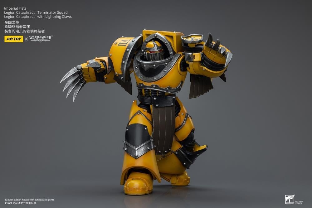 Warhammer: The Horus Heresy Imperial Fists Legion Cataphractii Terminator Squad Legion Cataphractii with Lightning Claws 1/18 Scale Action Figure Gallery Image 8