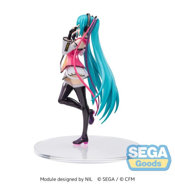 Hatsune Miku: Project DIVA MEGA39's Luminasta Hatsune Miku (Star Vocalist) Figure Gallery Image 9