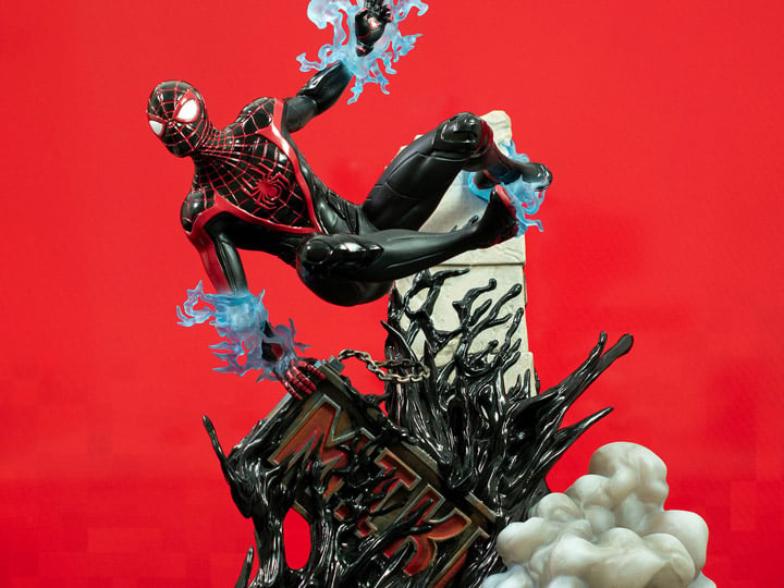 Spider-Man Marvel Gamerverse Gallery Miles Morales Figure Diorama Gallery Image 1