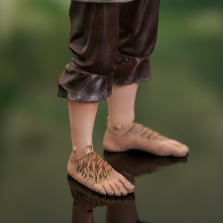The Lord of the Rings Merry Brandybuck Deluxe Action Figure Gallery Image 10