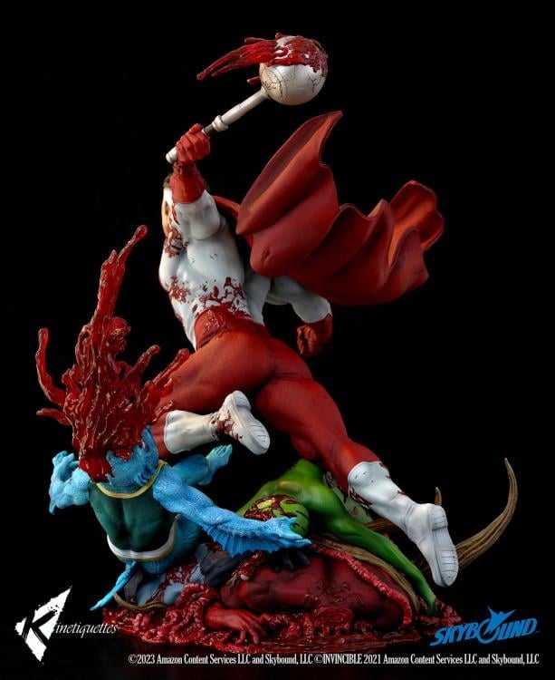 Invincible Omni-Man (The Ambush) 1/4 Scale Statue Gallery Image 8