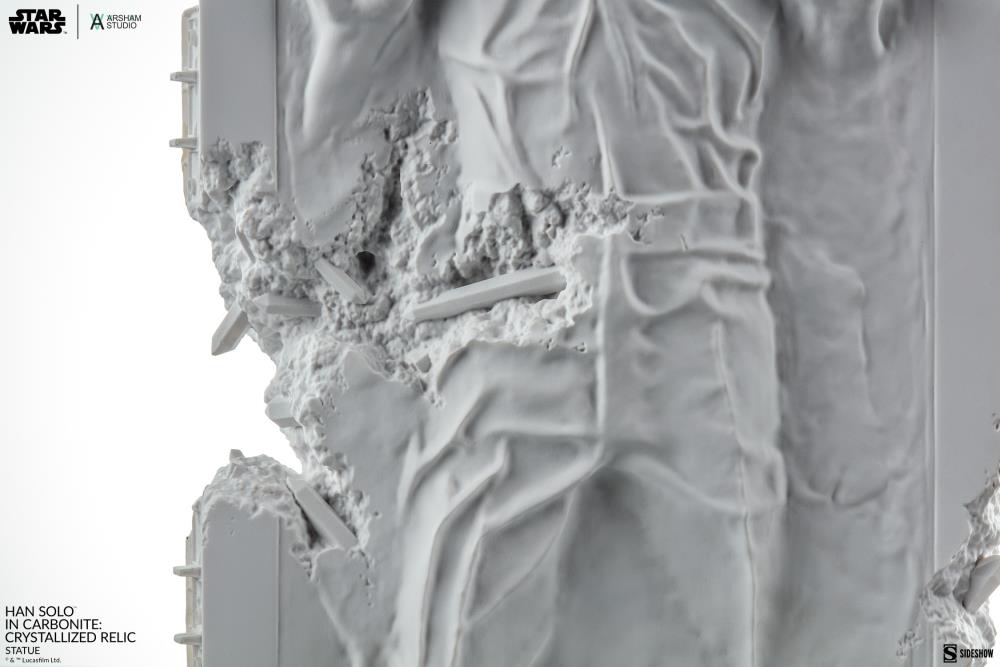 Star Wars Han Solo in Carbonite Crystallized Relic Limited Edition Statue Gallery Image 10