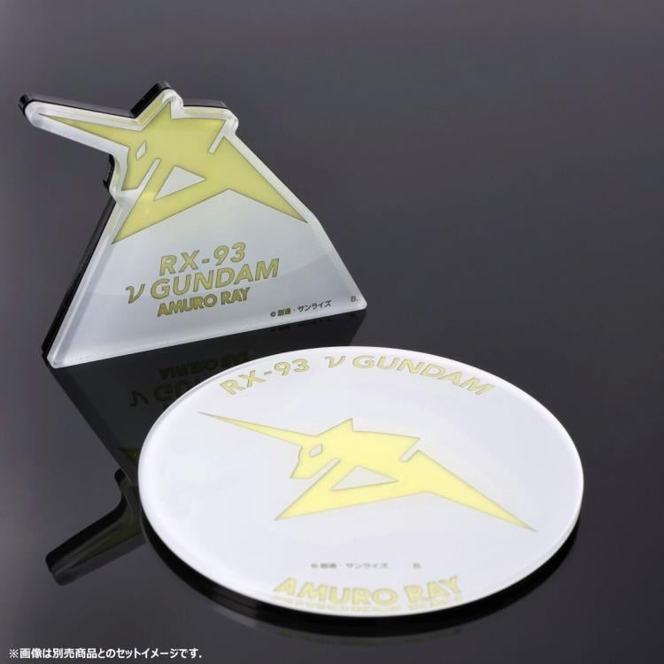 Mobile Suit Gundam Char's Counterattack RX-93 Nu Gundam (Glow-in-the-Dark) Exclusive Acrylic Plate Gallery Image 9
